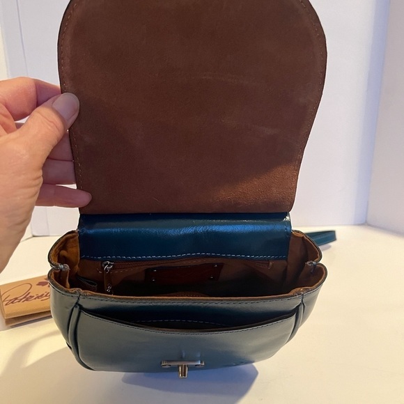 NWT Patricia Nash Leather Rocca Saddle Blue Coral Crossbody Bag - Picture 7 of 13